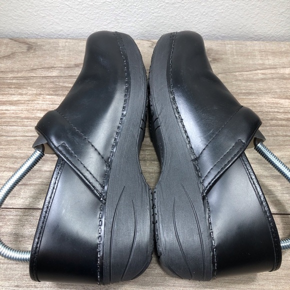 Dansko XP 2.0 Leather Clog Wide Size 7 - Picture 5 of 16